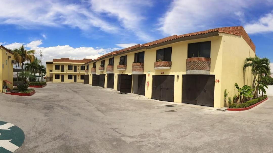 Hotel Paris 特米斯科 外观 照片